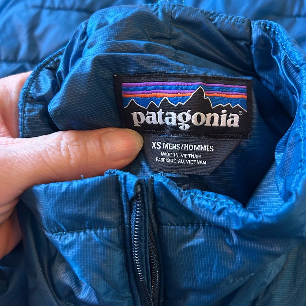 Men’s Patagonia Blue Nano Puff Jacket - Picture 5 of 6